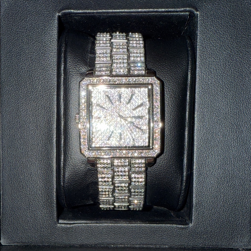 JBW Cristal Square Dial Diamond Bracelet Watch